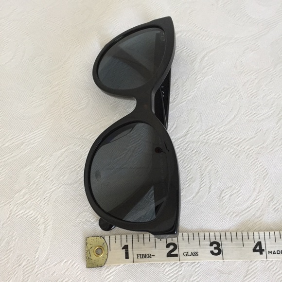 CHANEL Black Logo Cat Eye Sunglasses - Picture 9 of 10